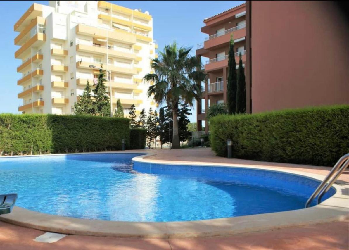 Beach & Sea Apt, Fast Wifi, Airco, Private Parking And Pool 포티마오 외부 사진