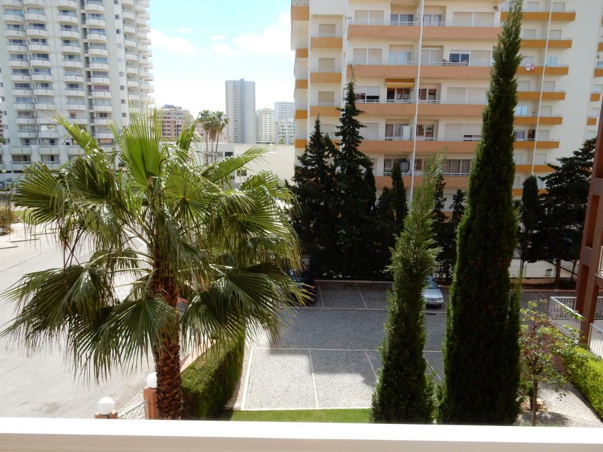 Beach & Sea Apt, Fast Wifi, Airco, Private Parking And Pool 포티마오 외부 사진